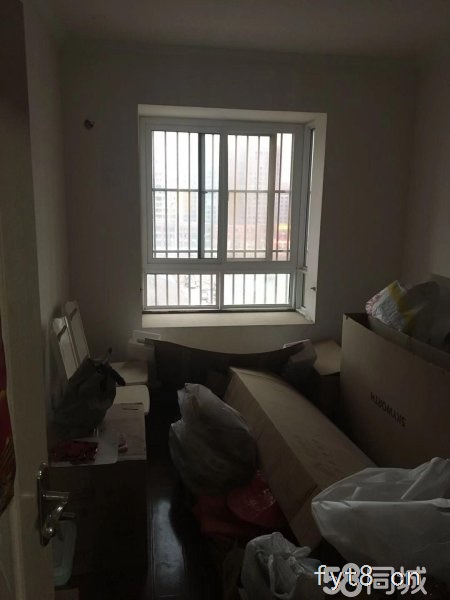 尚鼎国际 春晖 一初 电梯房 精装三室 中高层 拎包入住